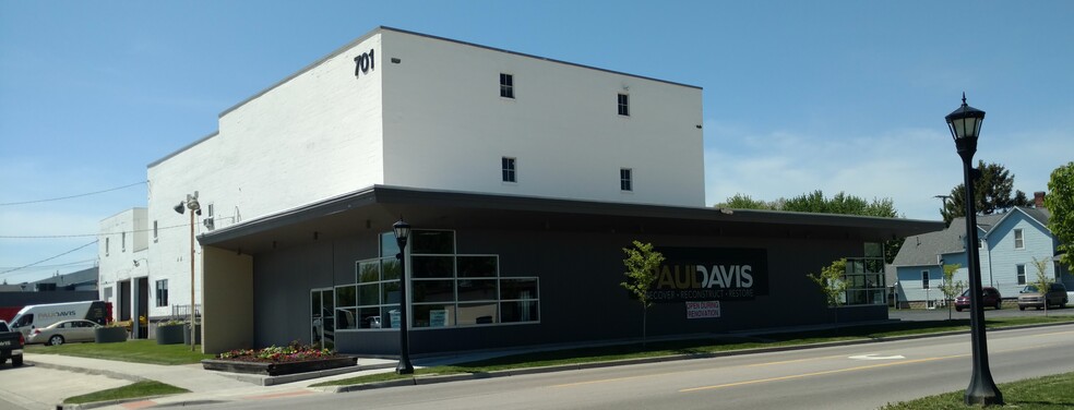 Primary Photo Of 701 Salzburg Ave, Bay City Warehouse For Lease