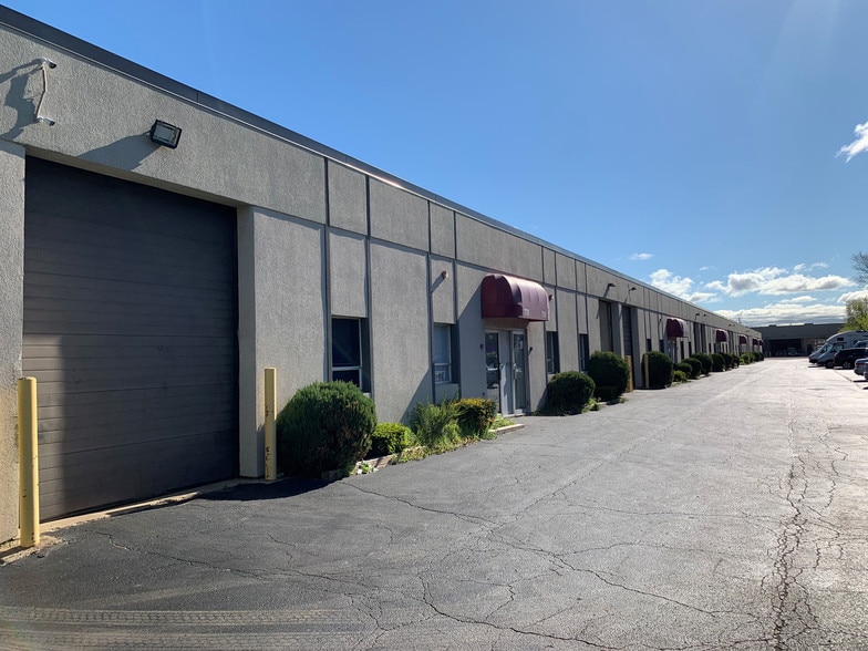 Primary Photo Of 1000-1100 Bryn Mawr Ave, Bensenville Manufacturing For Lease