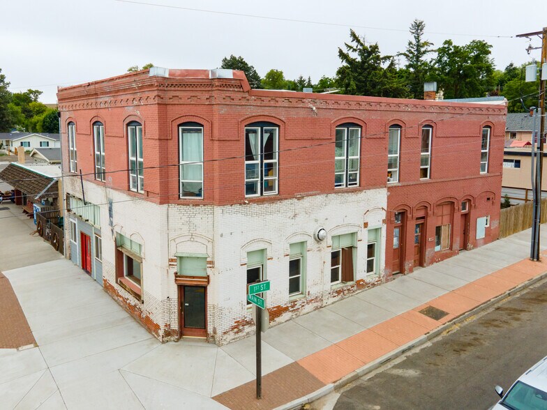 More Photos Of 100 Main St, Moro Specialty For Sale