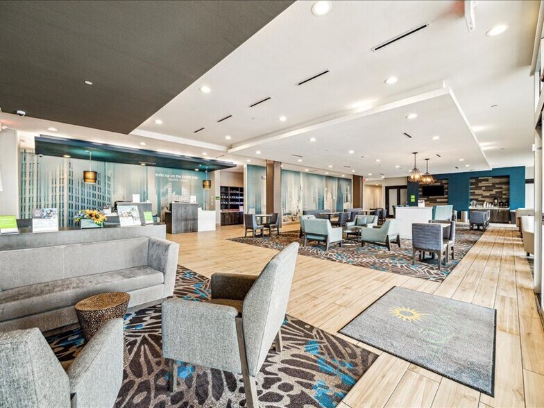 More Photos Of 21119 Interstate 45, Spring Hotel For Sale