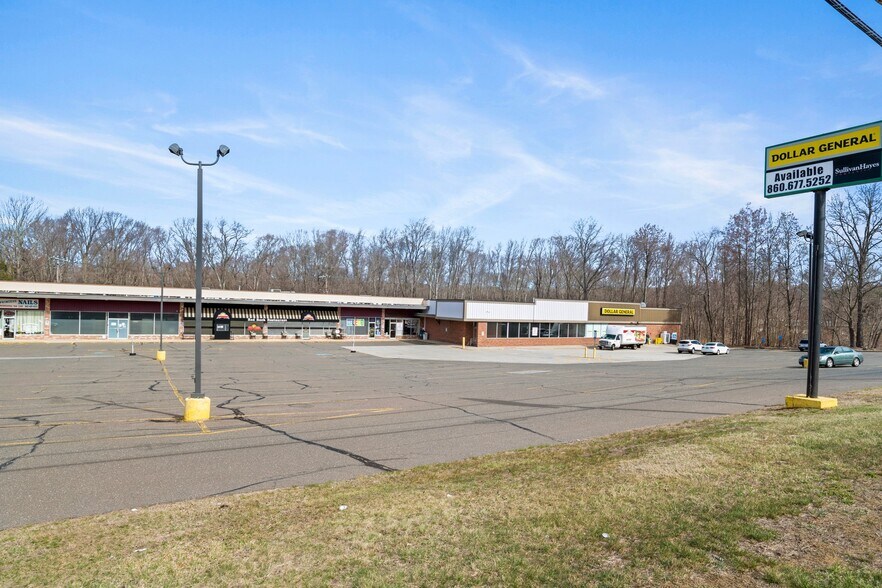 More Photos Of 591 Middle Tpke, Storrs Mansfield Unknown For Lease