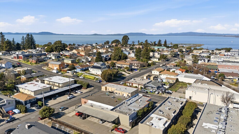 More Photos Of 511 3rd St, Rodeo Storefront Retail Residential For Sale