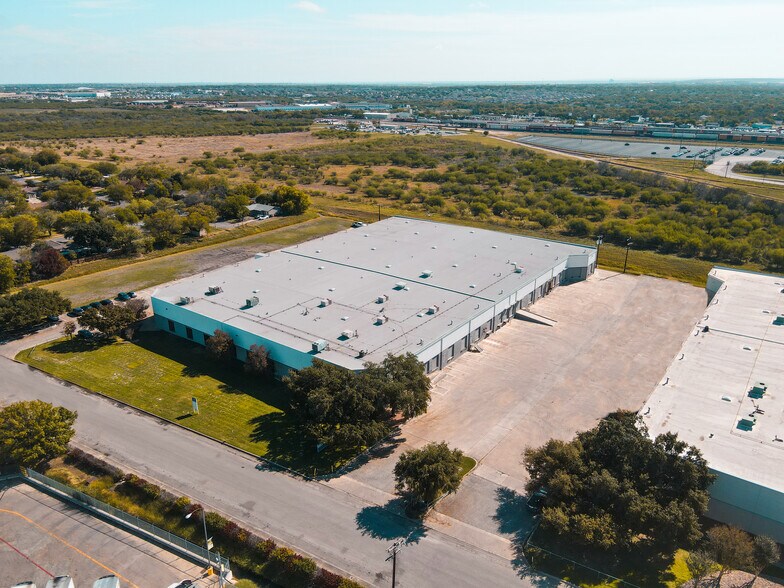 More Photos Of 5400-5410 Kaepa Ct, San Antonio Warehouse For Lease