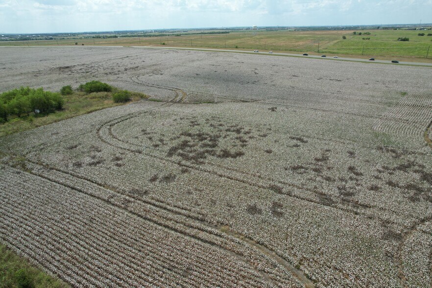 More Photos Of 11417 Walton Hill Pass, Coupland Land For Sale