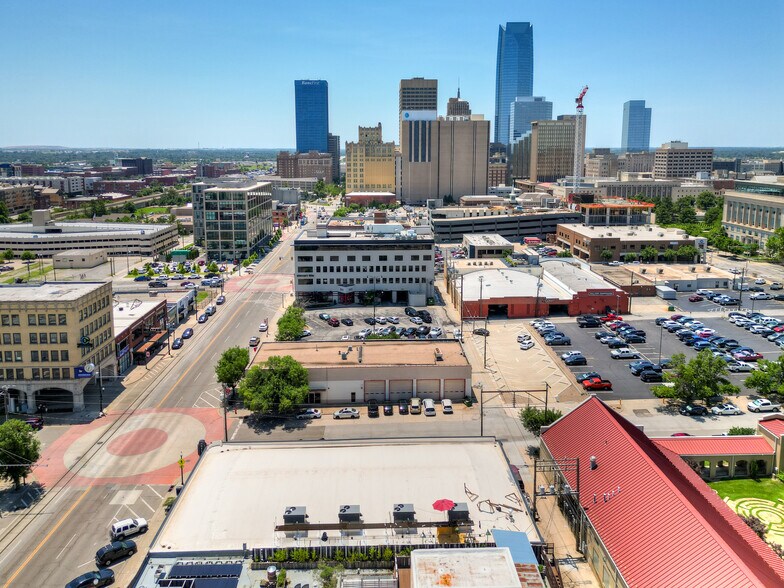 More Photos Of 801 N Broadway Ave, Oklahoma City Storefront Retail Office For Lease