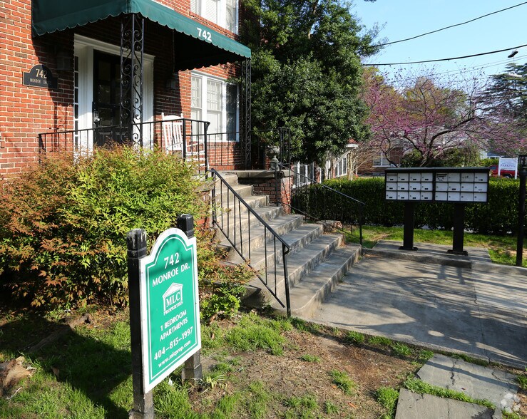More Photos Of 742 Monroe Dr, Atlanta Apartments For Sale