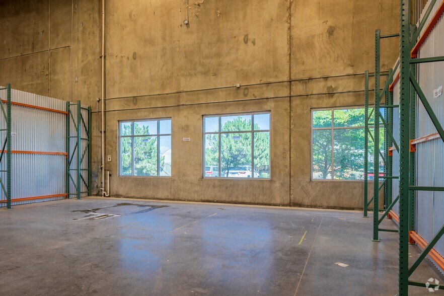 More Photos Of 2470 Airport Blvd, Aurora Distribution For Lease