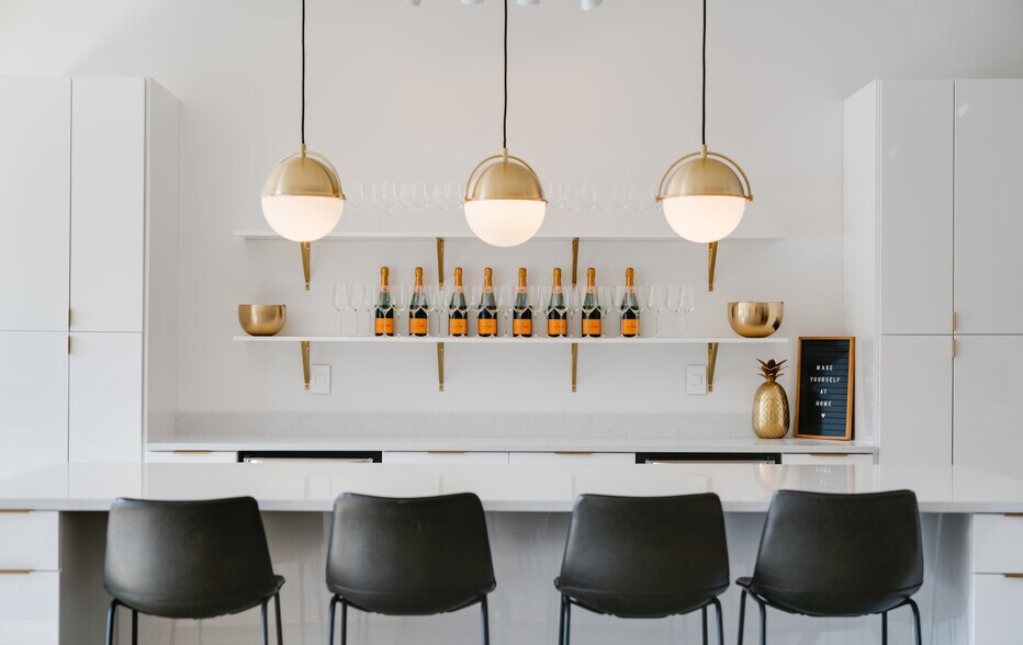 More Photos Of 2508 8th Ave S, Nashville Storefront Retail Office For Lease