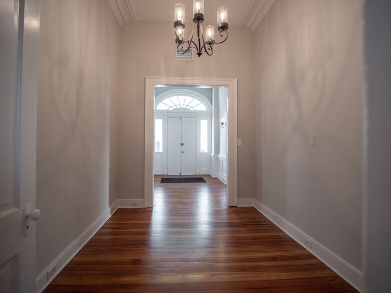 More Photos Of 112 Rutledge Ave, Charleston Office Residential For Sale