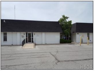 Primary Photo Of 1665 Tiffin Ave, Findlay Office For Lease