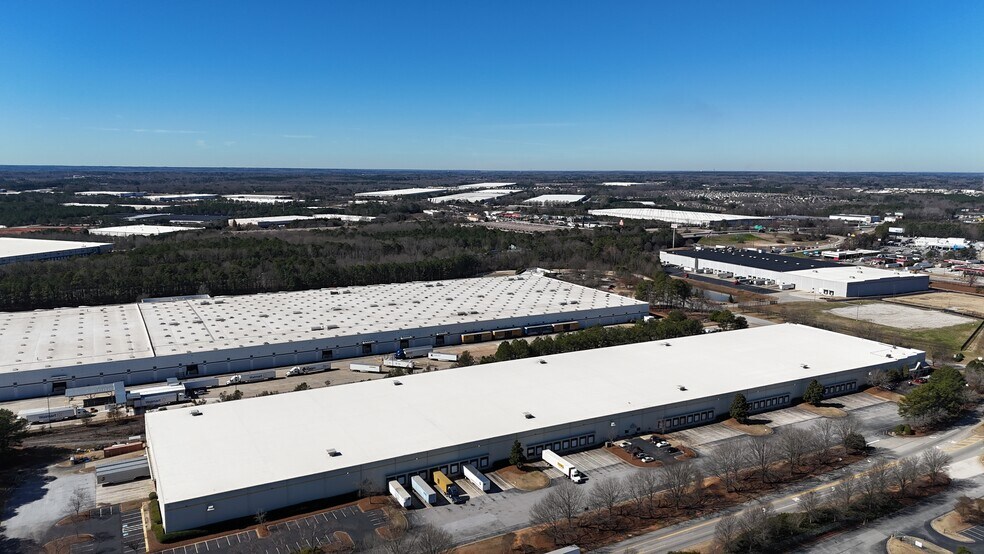More Photos Of 90 King Mill Rd, McDonough Warehouse For Lease