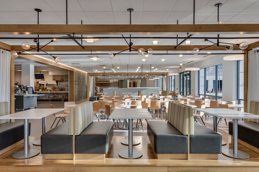 More Photos Of 13861 Sunrise Valley Dr, Herndon Office For Lease