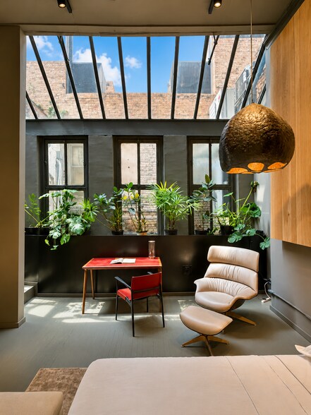 More Photos Of 60 Grand St, New York Apartments For Lease