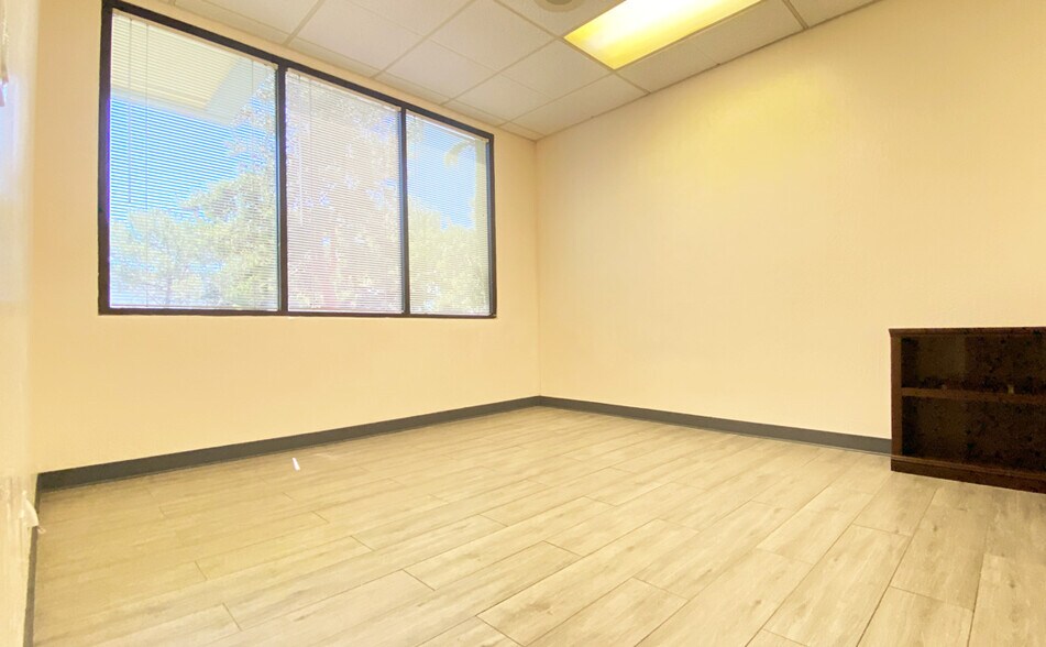 More Photos Of 46560 Fremont Blvd, Fremont Research And Development For Lease