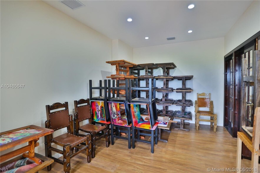 More Photos Of 14200-14238 SW 136th St, Miami Light Manufacturing For Sale