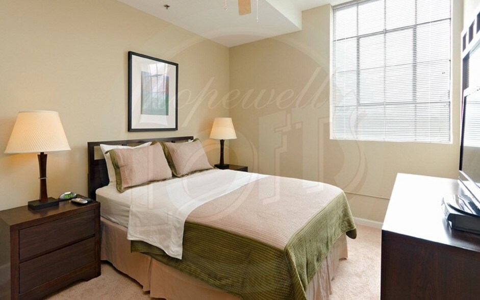 More Photos Of 1201 W City Point Rd, Hopewell Multifamily For Sale