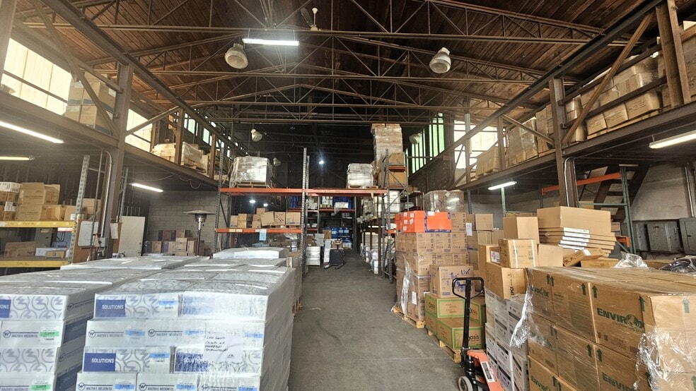 More Photos Of 1975 S Market Blvd, Chehalis Warehouse For Sale