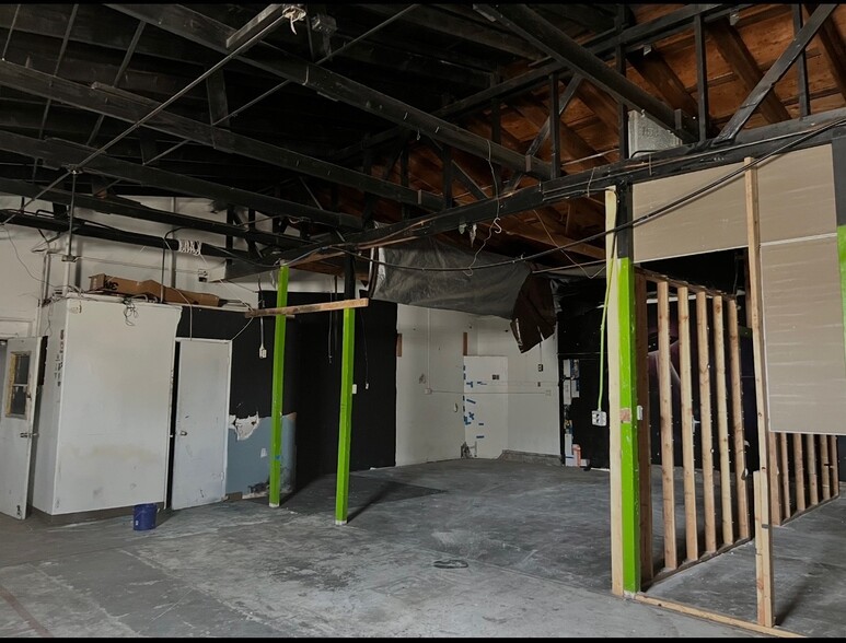 More Photos Of 4330-4332 E Belmont Ave, Fresno Storefront For Sale