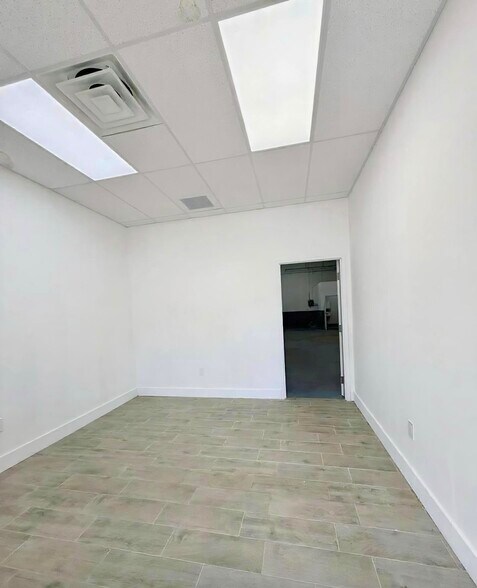 More Photos Of 3190 S State Road 7, Miramar Warehouse For Lease