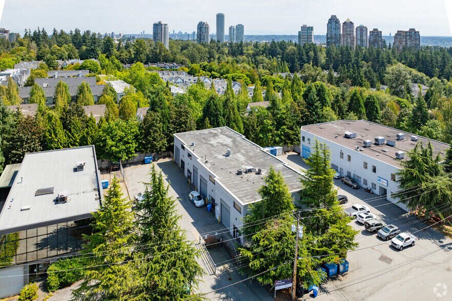 More Photos Of 7426 Hedley Ave, Burnaby Warehouse For Lease
