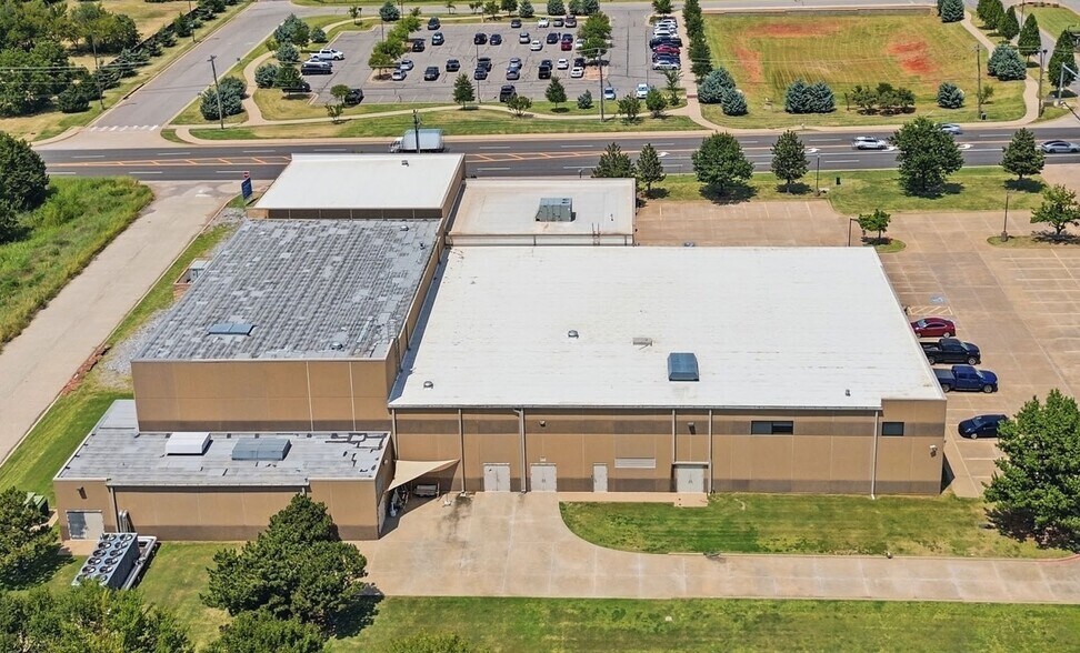 More Photos Of 6700 SE 59th St, Oklahoma City Office For Lease