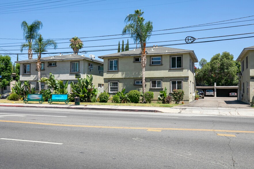 More Photos Of 15445 Vanowen St, Van Nuys Apartments For Sale