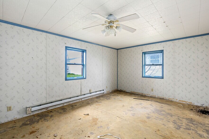More Photos Of 1521 1st Ave NW, Great Falls Hotel For Sale