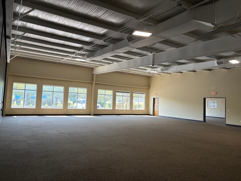 More Photos Of 6600 New Nashville Hwy, Smyrna Freestanding For Lease