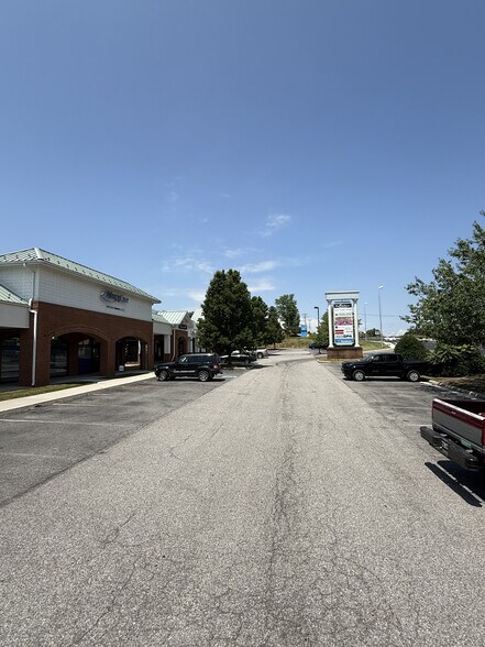 More Photos Of 420-452 Peppers Ferry Rd NW, Christiansburg Unknown For Lease