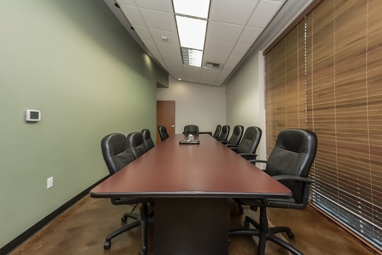 More Photos Of 13170 Spring St, Baldwin Park Warehouse For Lease