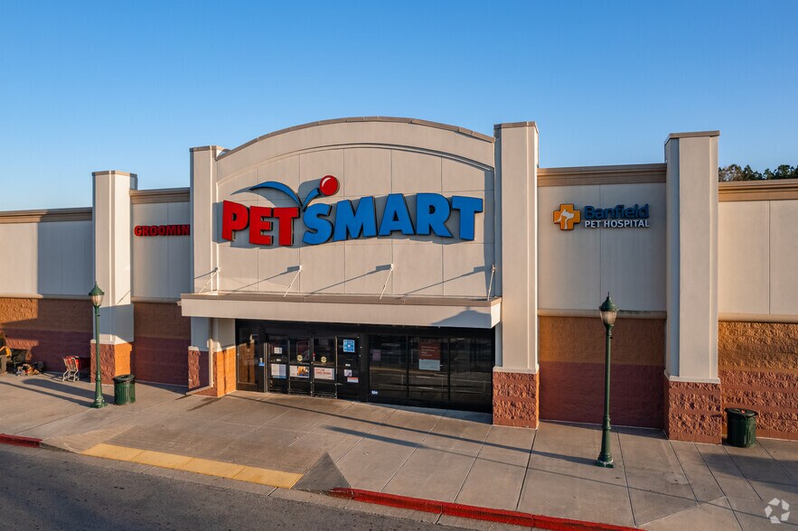 More Photos Of 4155 Austell Rd, Austell Unknown For Lease