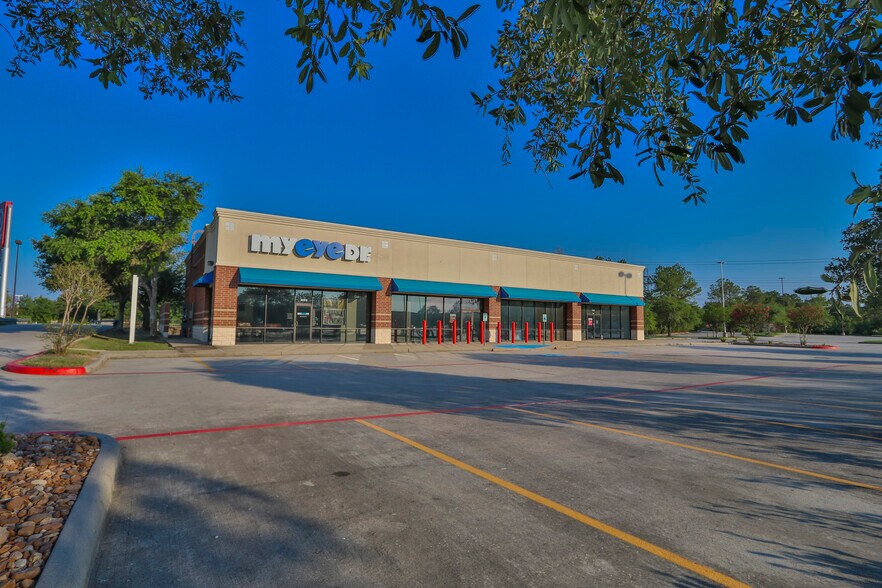 Primary Photo Of 20755-20845 US 59 Hwy N, Humble Unknown For Lease