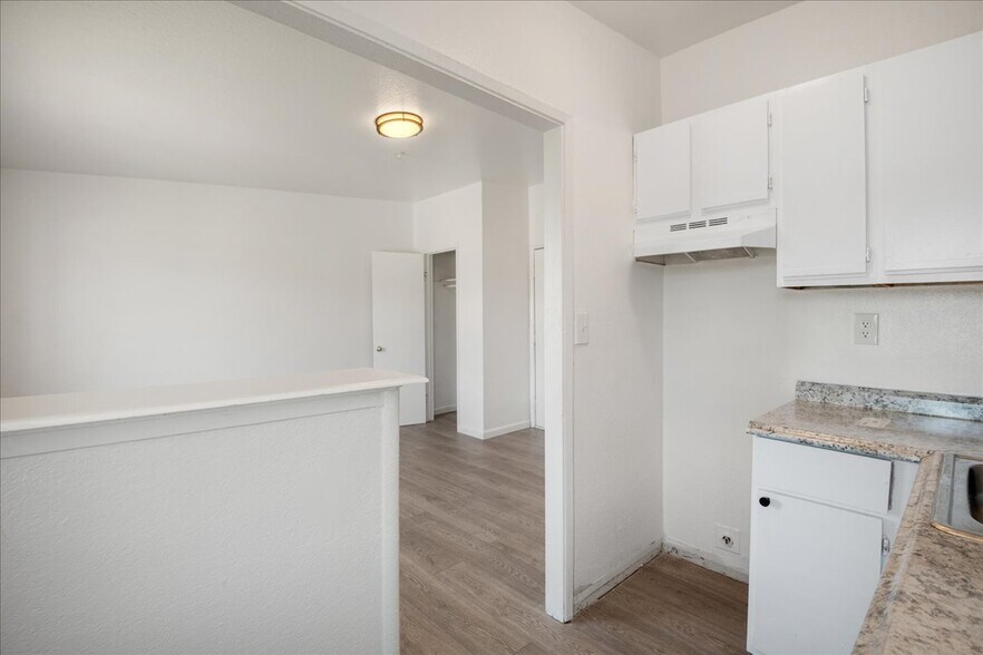 More Photos Of 2520 Ohio Ave, Richmond Apartments For Sale