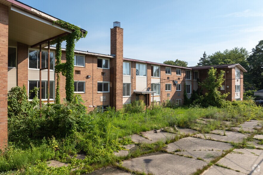 More Photos Of 14420-14440 Frankfort St, Detroit Multifamily For Sale