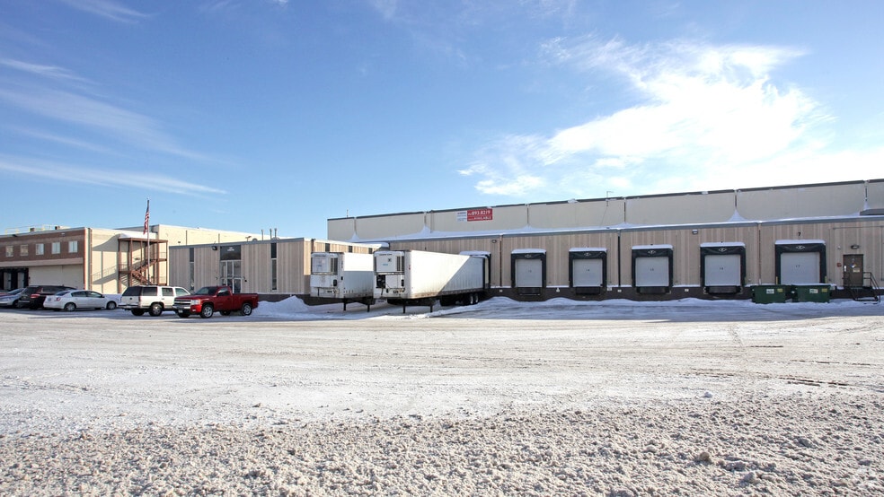 More Photos Of 240 Chester St, Saint Paul Unknown For Lease