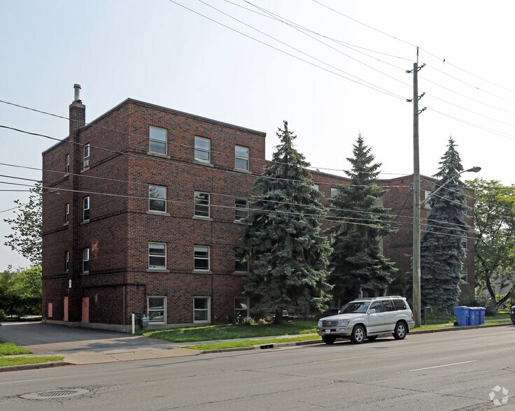More Photos Of 450-452 Aberdeen Ave, Hamilton Apartments For Sale