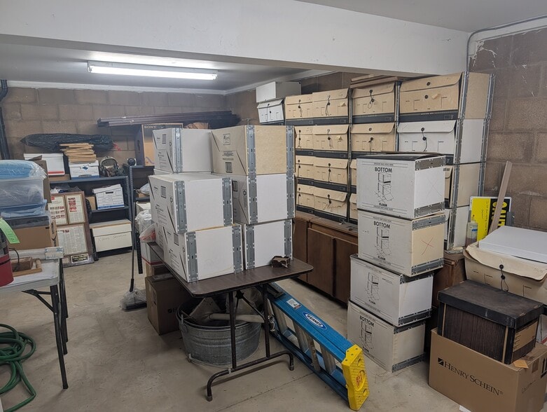More Photos Of 1128 N Chinowth St, Visalia Medical For Sale