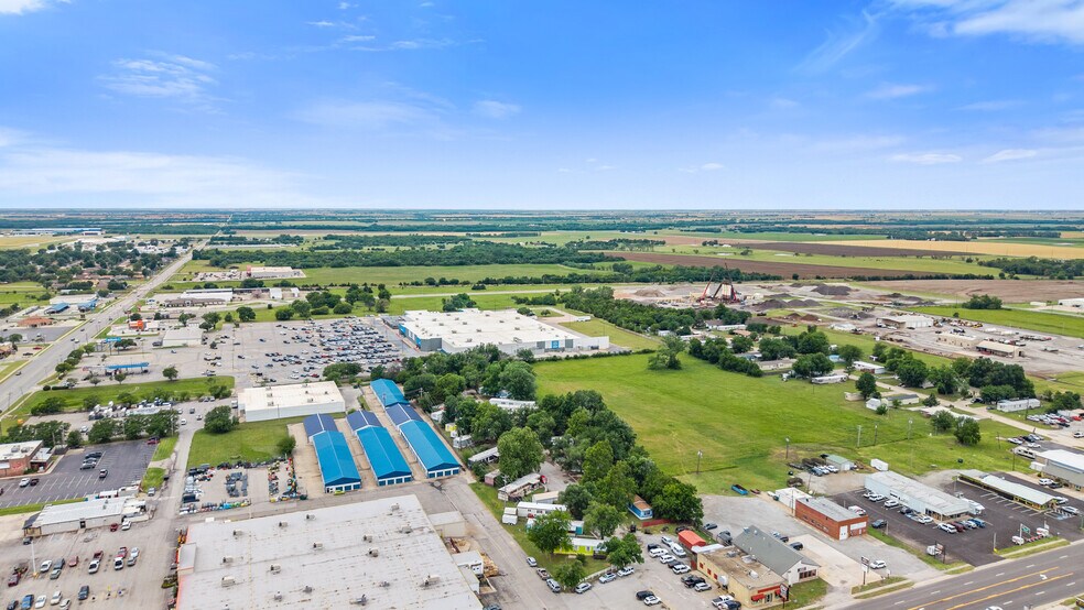 More Photos Of 3200 N 14th St, Ponca City Manufactured Housing Mobile Home Park For Sale