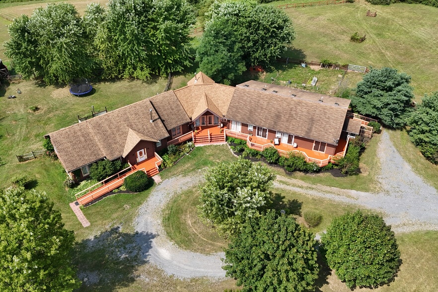 More Photos Of 2179 Layton Rd, Warfordsburg Healthcare For Sale