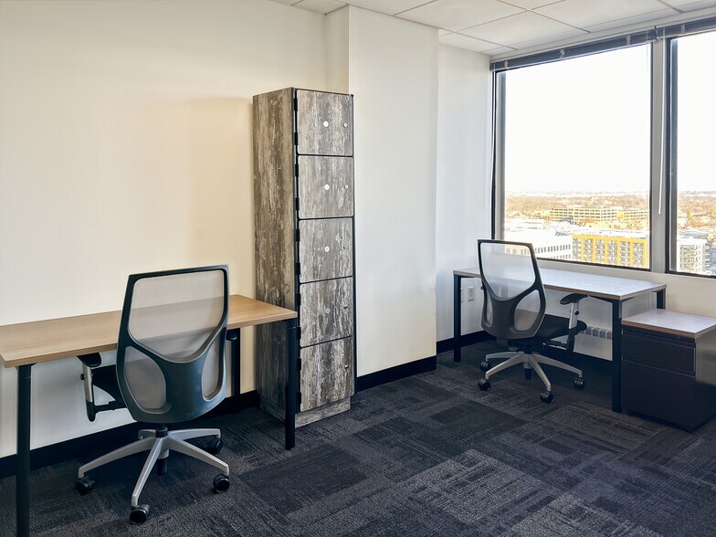 More Photos Of 7777 Bonhomme Ave, Clayton Coworking Space