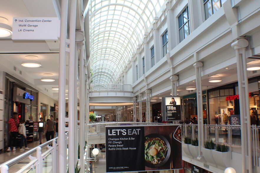 More Photos Of 49 W Maryland St, Indianapolis General Retail For Lease