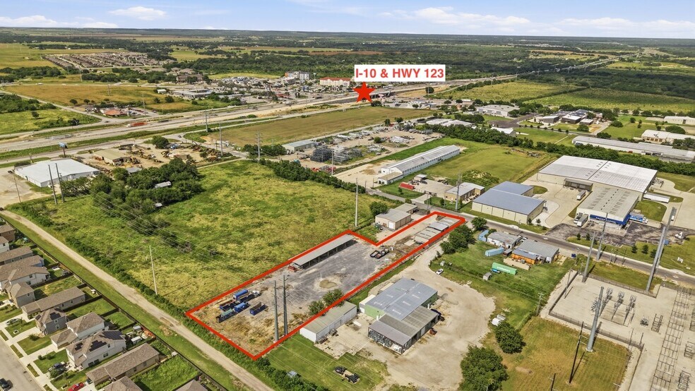Primary Photo Of 2476 N Heideke St, Seguin Industrial For Sale