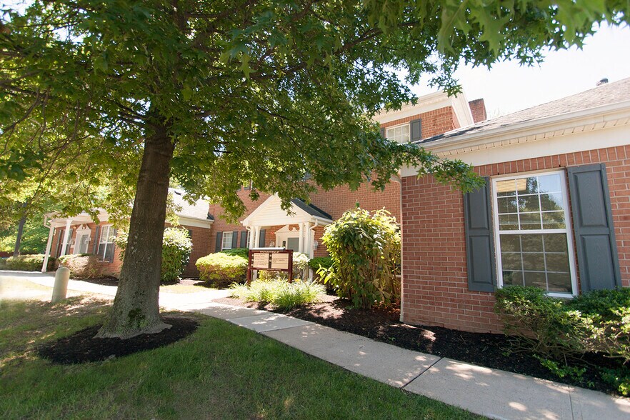 More Photos Of 211 Commons Way, Princeton Unknown For Lease