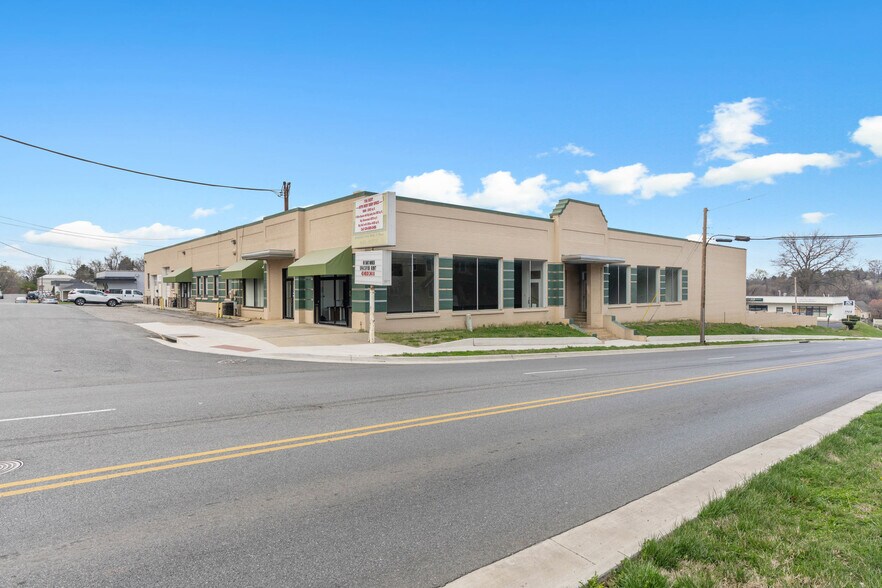 More Photos Of 1811 Memorial Ave, Lynchburg Storefront For Lease