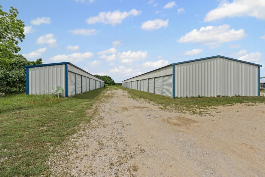 More Photos Of 3090 W Highway 199, Springtown Self Storage For Sale