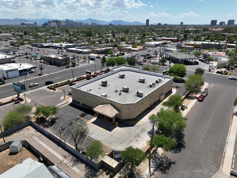 More Photos Of 1602 E Thomas Rd, Phoenix Drugstore For Sale