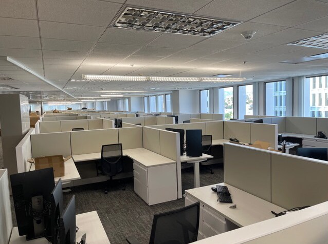 More Photos Of 225 S Lake Ave, Pasadena Unknown For Lease