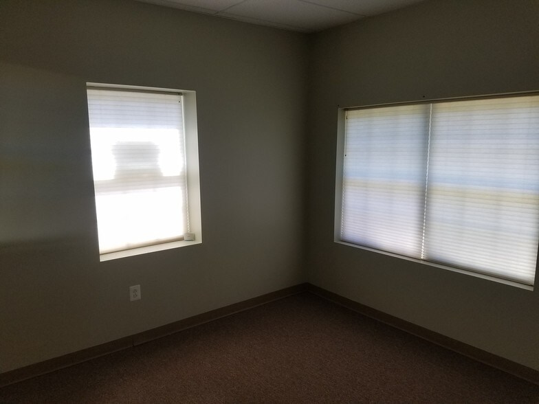 More Photos Of 559 Frost Ave, Warrenton Medical For Lease
