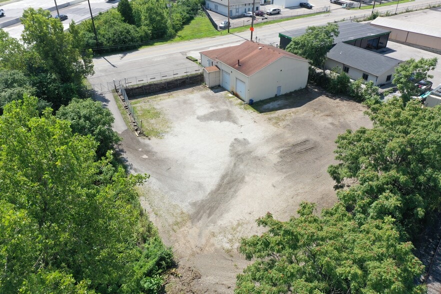 More Photos Of 2162 McKinley Ave, Columbus Warehouse For Sale