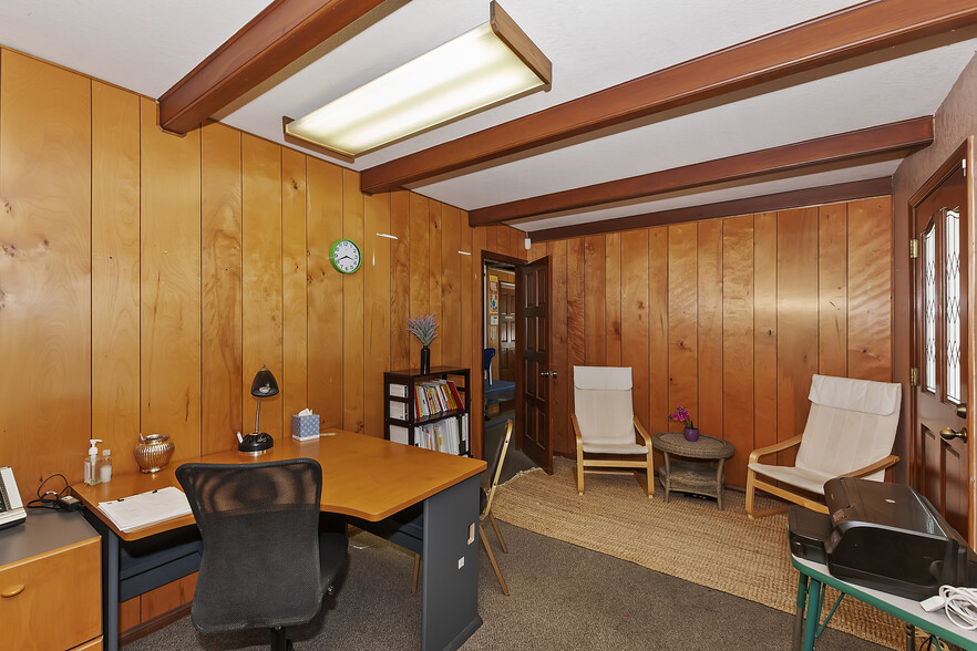 More Photos Of 24028 Lake Dr, Crestline Medical For Sale